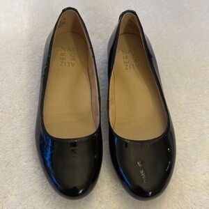 Naturalizer dress flats